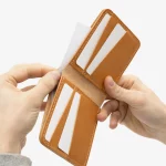 Customizable horizontal wallet