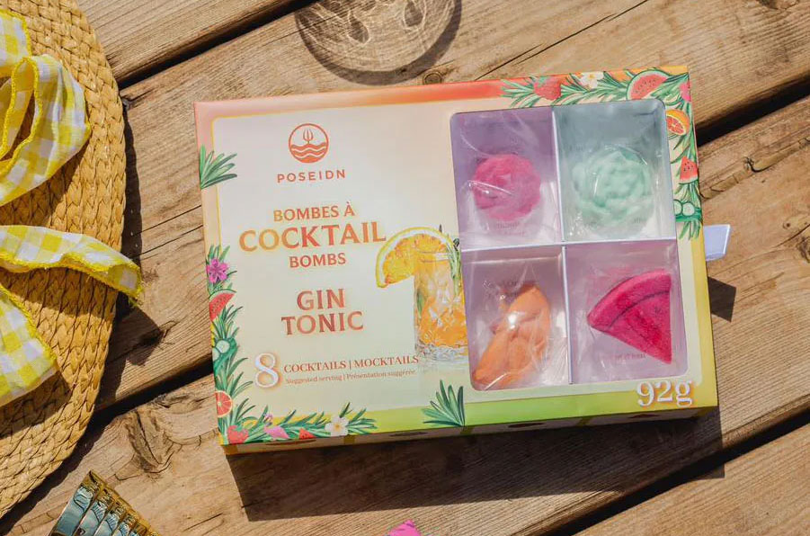 These 3d cocktail bombs for gin tonic are perfect as housewarming gift ideas
