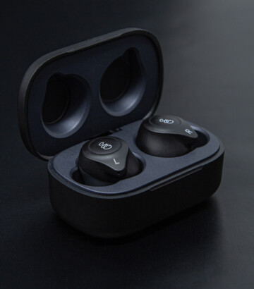Wireless earbuds – Ultimate V6