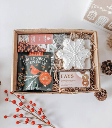 Snowflake Season Gift Box