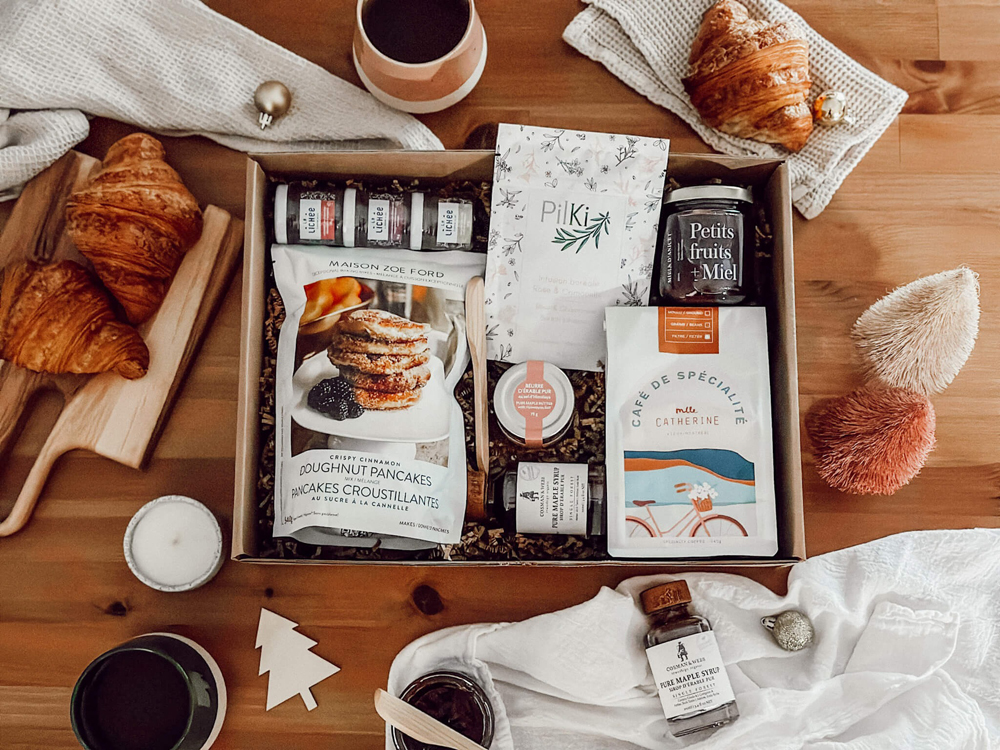 Gifts for couple with this breakfast in bed