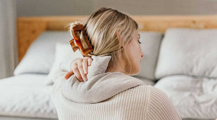 Shoulder heating pad