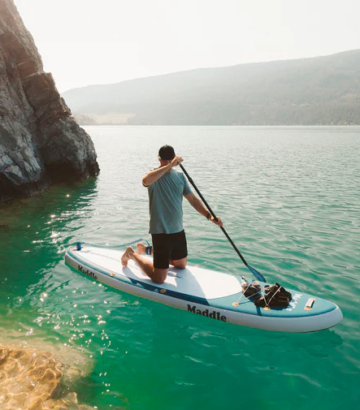 Inflatable Paddle Board by Maddle